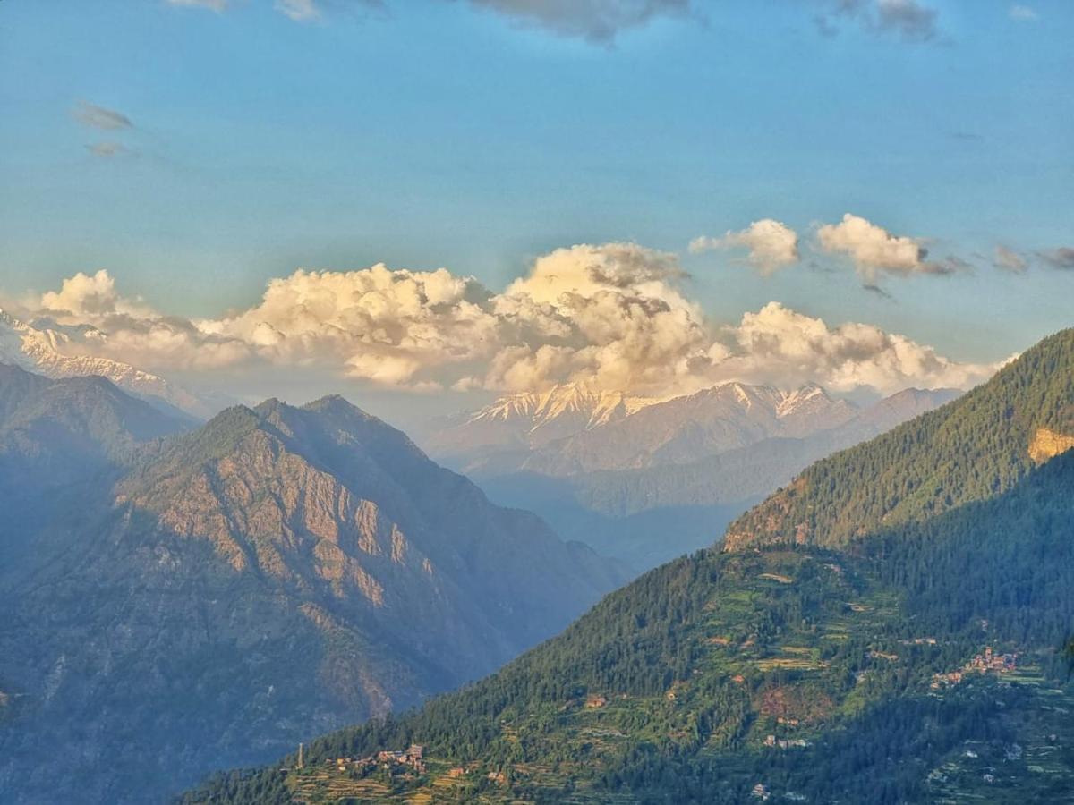 Ishan Log Huts-A Boutique Home Stay Banjār Zewnętrze zdjęcie