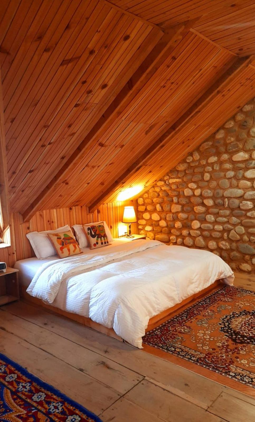 Ishan Log Huts-A Boutique Home Stay Banjār Zewnętrze zdjęcie